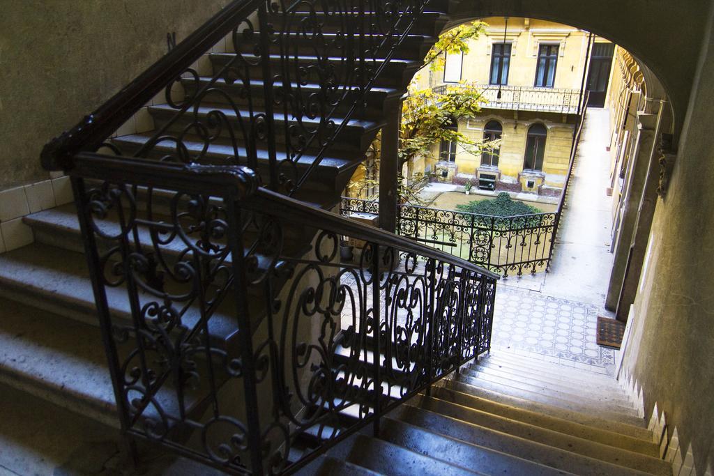 Real Apartments Klauzal Budapeşte Dış mekan fotoğraf