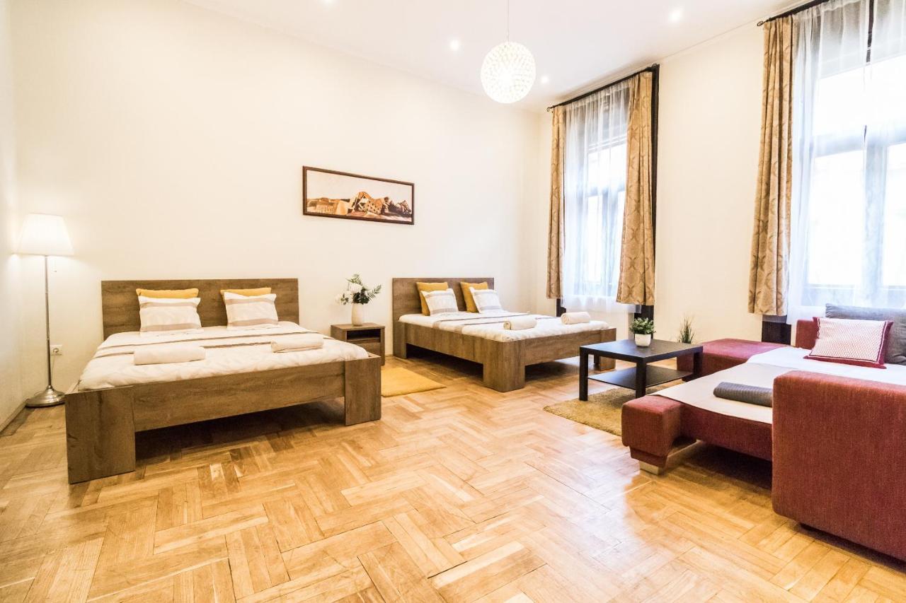 Real Apartments Klauzal Budapeşte Dış mekan fotoğraf